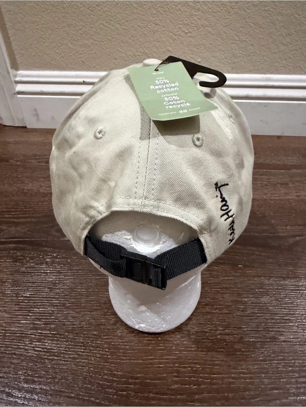 H&M Keith Haring Beige Baseball Cap with Red Heart Graphic
